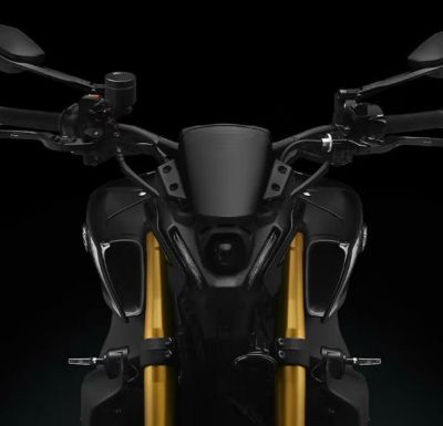 YAMAHA MT-09 ガンファイター&レディー デュアルサドル Corbin