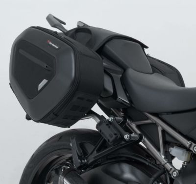 GSX-S1000GT 22～ リアキャリア MONOKEY/MONOLOCK GIVI | バイク