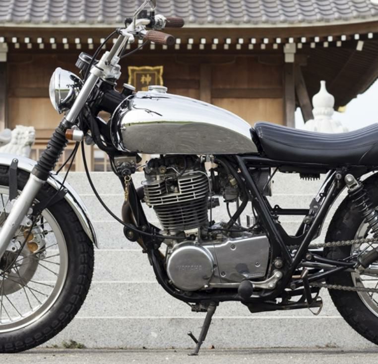 ヤマハ SR400/500 ボンネビルタンクキット クローム モーターロック