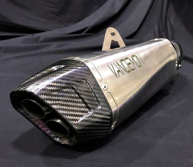 H2 SE/SX 18-21 パニアケース装着車 カーボンエンド チタン スリップ 