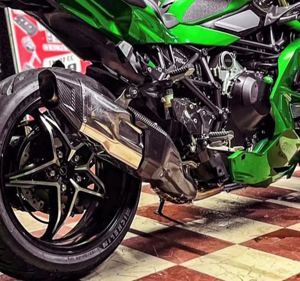 H2 SE/SX 18-23 ステルスEバルブ チタン フルエキゾーストマフラー 