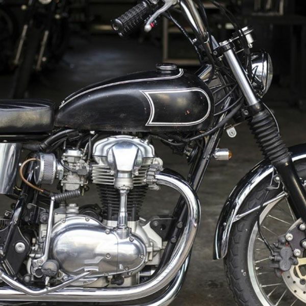 カワサキ W650/400エイジング塗装済み ボンネビルタンクキット 