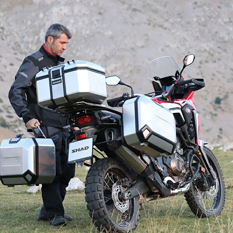 SHAD TR48 TERRA アルミトップケース 48L (シルバー) | バイクカスタムパーツ専門店 モトパーツ(MOTO PARTS)