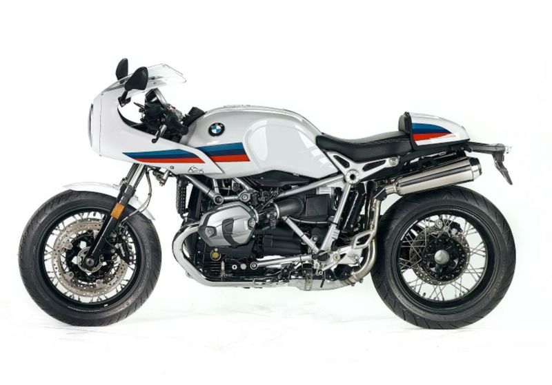 BMW RnineT 2021- SSEC GP 2in 2 スリップオンマフラー ステンレス/ポリッシュ Euro3 / Euro4  ボスエキゾースト | バイクカスタムパーツ専門店 モトパーツ(MOTO PARTS)