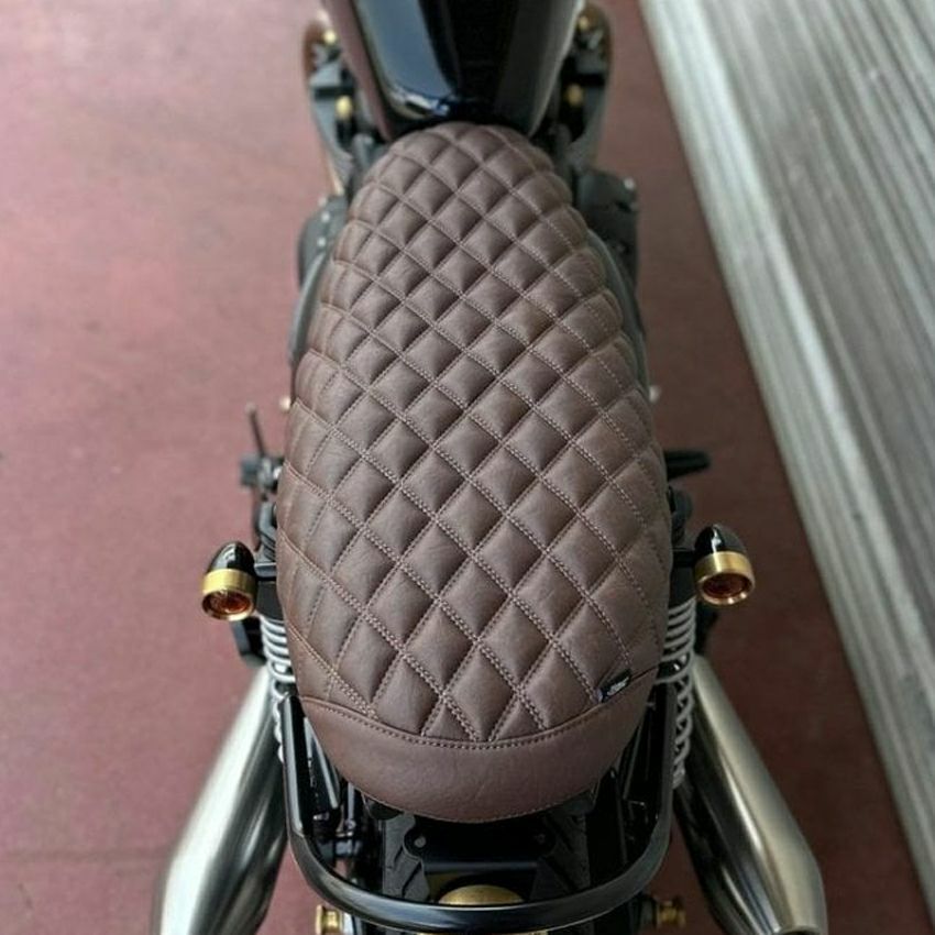 トライアンフ Scrambler(スクランブラー) |シート|モトパーツ(MOTO PARTS)