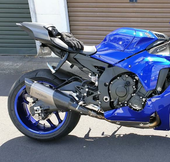 YZF-R1/-R1M 15-23 チタン/カーボン フルエキゾースト マフラー 