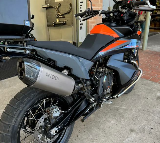 KTM 790/890 Adventure, HUSQ Norden 901 チタンスリップオンマフラー