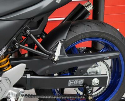 SV650/650X 16～ リアフェンダー/チェーンガード マットブラック Puig