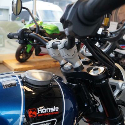 トライアンフ スクランブラー1200XE ハンドル ライザー 25mmUP VOIGT MOTO TECHNIK | バイクカスタムパーツ専門店  モトパーツ(MOTO PARTS)