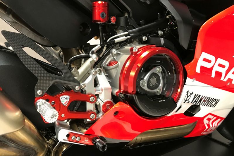 DUCATI プレッシャープレート オイルバス クラッチ ブラック CNC Racing | バイクカスタムパーツ専門店 モトパーツ(MOTO  PARTS)