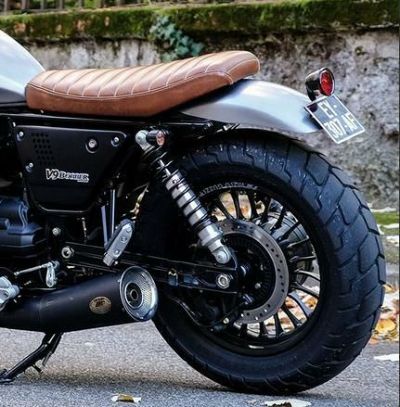 MOTO GUZZI(モトグッチ) V9ボバー/ローマー スリップオンマフラー