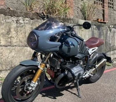 BMW R NINE T 14- カーボンフロントカウル フェアリング 90S スタイル