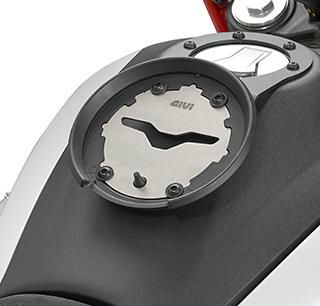 GIVI V85TT 19～23 タンクバッグアタッチメント モトグッチ | バイクカスタムパーツ専門店 モトパーツ(MOTO PARTS)