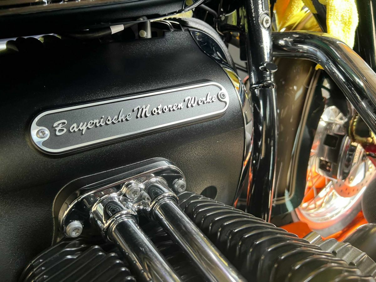BMW R18 エンジンプレート 各種 2枚セット KERTS | バイクカスタム 
