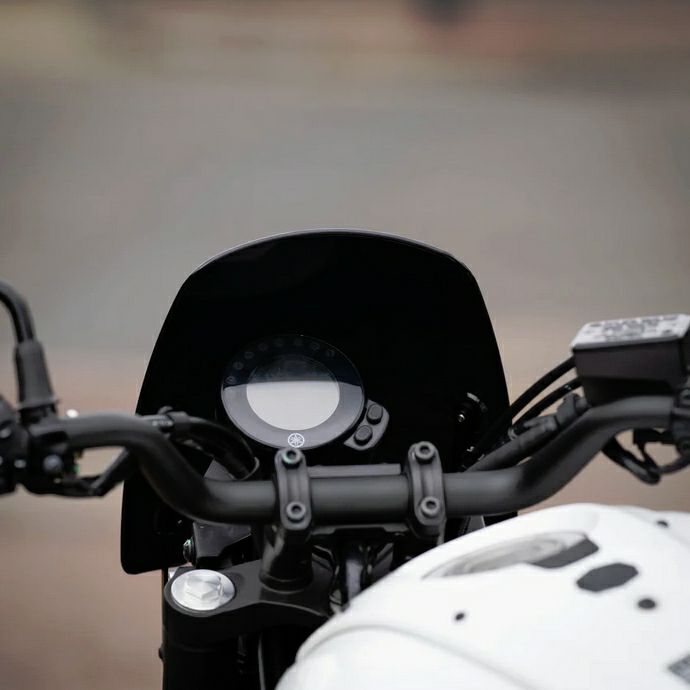 トライアンフ 水冷 スラクストン1200 スクリーン クラシックS3