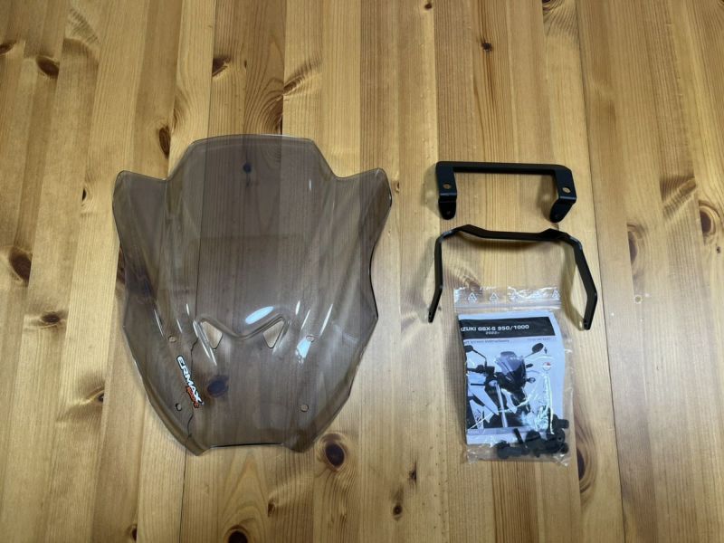 アウトレット】スズキ GSX S1000 22-24 ノーズスクリーン グレー