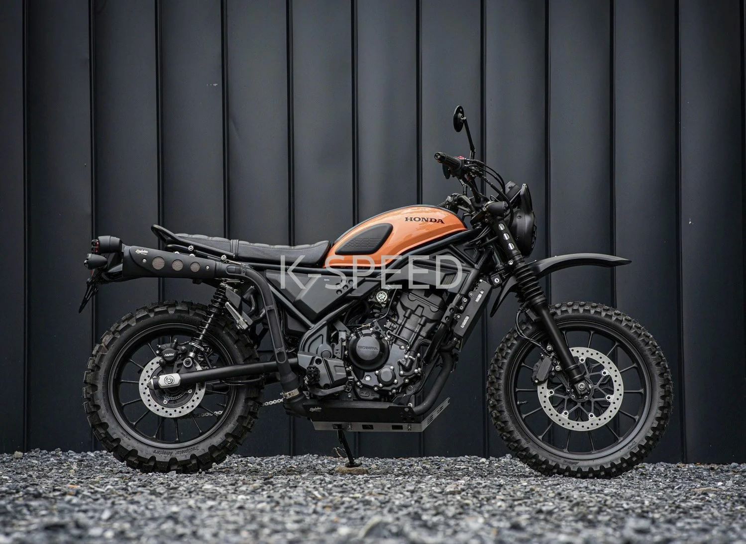 ホンダ CL250/500 レトロスクランブラー スリップオンマフラー 