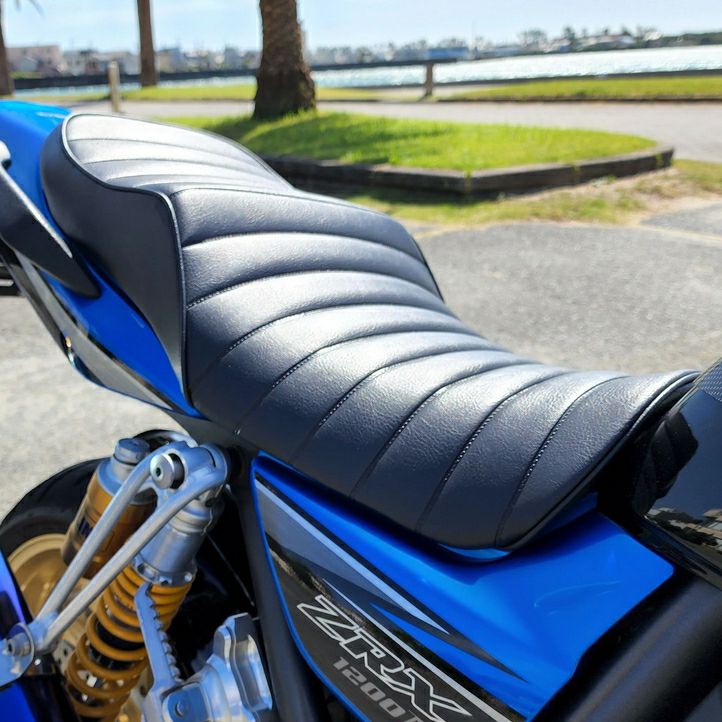 ZRX1100, ZRX1200R/S ブラック シングルシートカウル カワサキ  