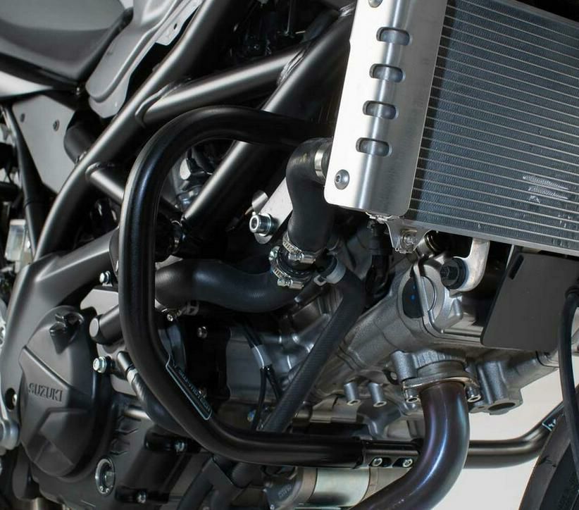 SV650/650X 15～23 エンジンガード ブラック SW-MOTECH | バイク 