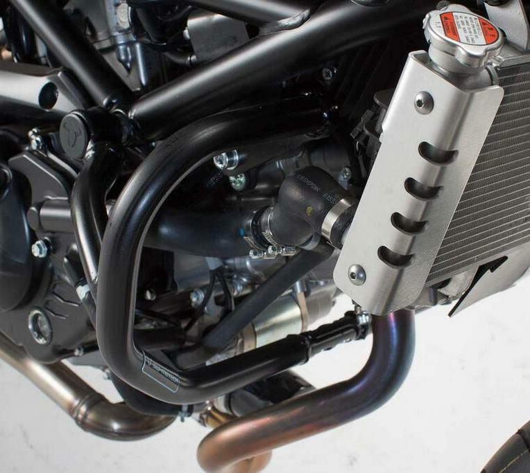 SV650/650X 15～23 エンジンガード ブラック SW-MOTECH | バイク 