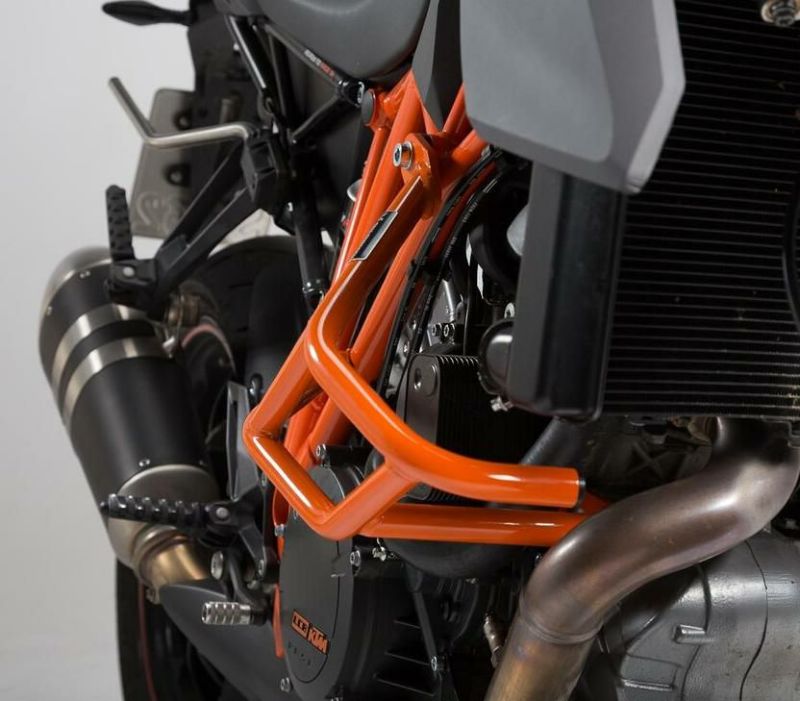 KTM 1290 Super DUKE/GT エンジンガード クラッシュバー オレンジ SW-MOTECH | バイクカスタムパーツ専門店  モトパーツ(MOTO PARTS)