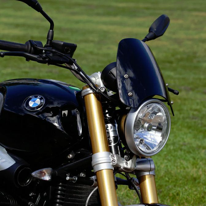 BMWr1250rtスモーク大型スクリーン 取り払い