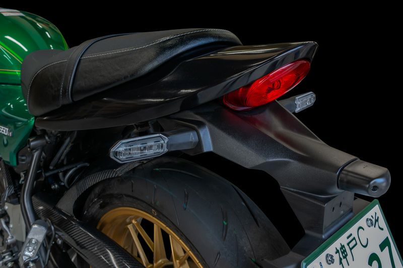 Z650RS ロングテールカウル メタリックムーンダストグレー ARCHI