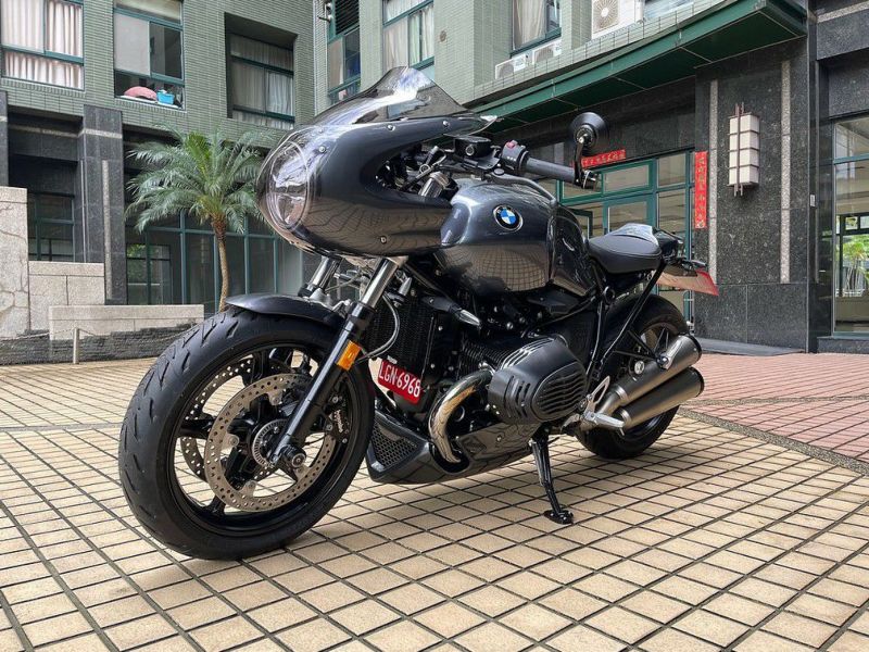 BMW RnineT 14- フロントカウル フェアリング ロケットカウル 未塗装 DKdesign | バイクカスタムパーツ専門店  モトパーツ(MOTO PARTS)