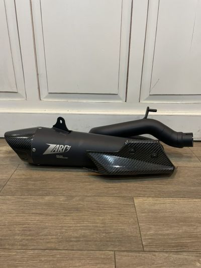 ストリートトリプル765 20-22 スリップオンマフラー チタンスリーブ