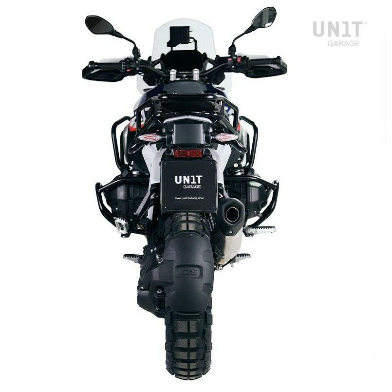 BMW かさばり R1200GS 2013年以降 パニアケース3点セット 、カギありません