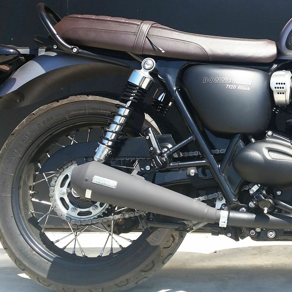 ボンネビル T120 2021- スリップオンマフラー Eマーク付き ブラック 