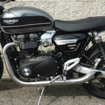 トライアンフ スピードツイン1200 ドラッグパイプ スリップオン