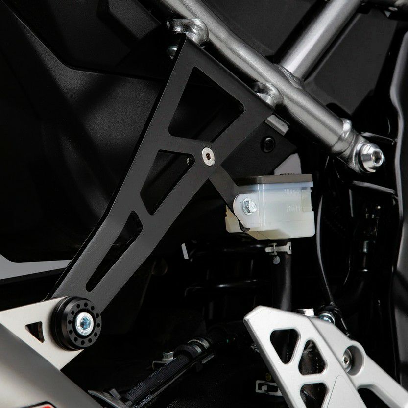 GSX-8S/GSX-8R マルチレベルローダウンキット リンク T-REX レーシング