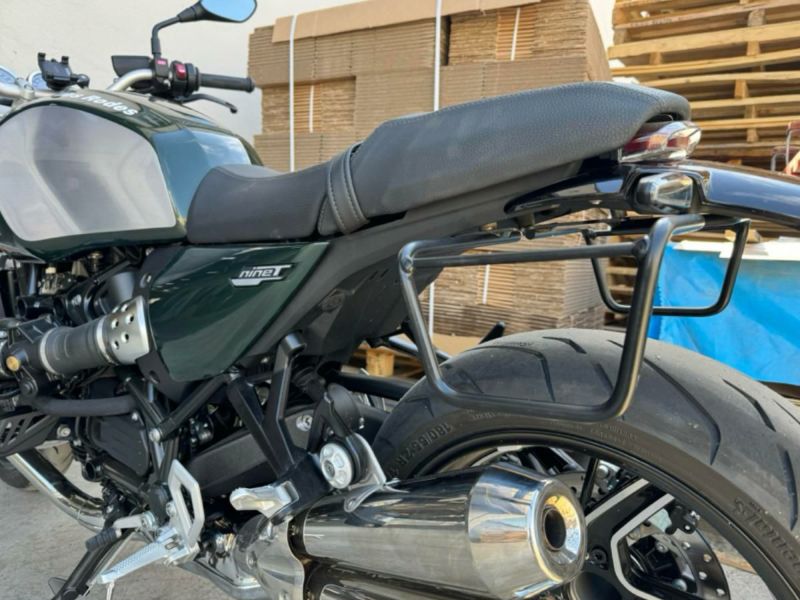 R12 La Poderosa サドル サイド バッグ サポート ステー R12 サドルバッグ サイドバッグ サポート 右側 サテンブラック La