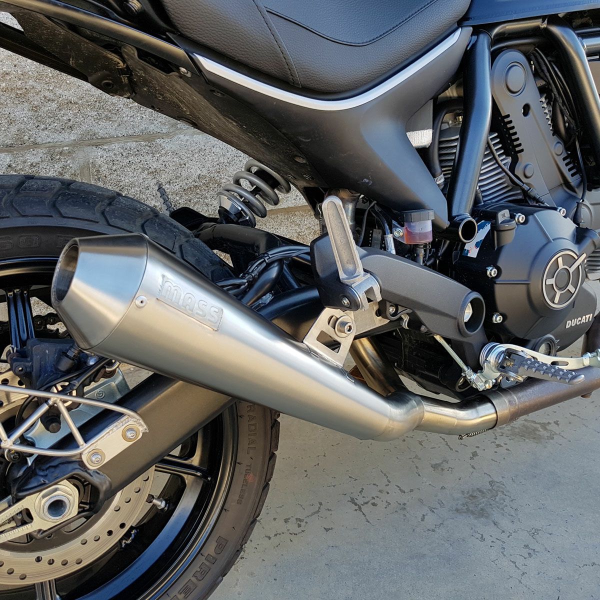 ドゥカティ スクランブラー400 Sixty2 ステンレス Tromb スリップオン 