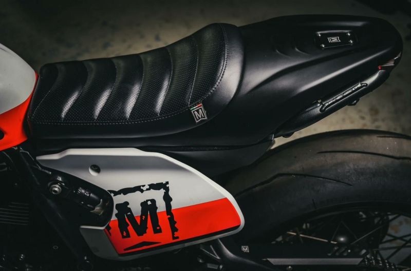 DUCATI スクランブラー800/400 ムジェロ フラットトラッカーシート V2