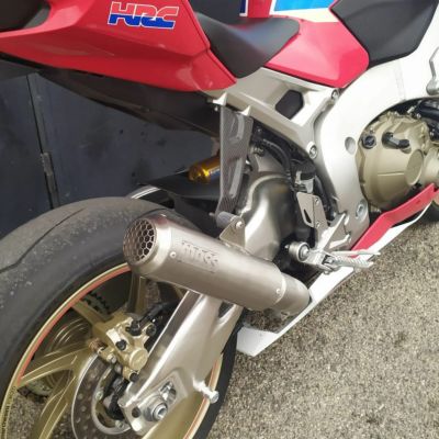 CBR1000RR 17-21 S1R カーボン スリップオンマフラー Two Brothers