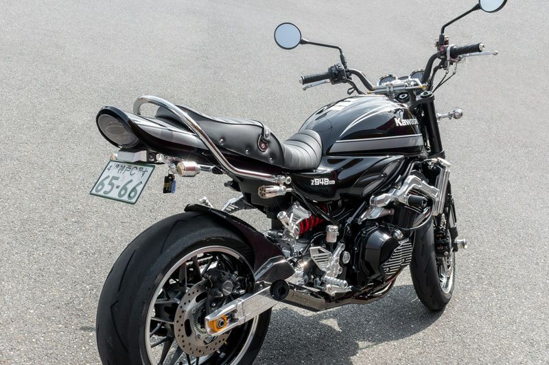 Z900RSカフェのバイクシート ブラック ksスタイル20mmローダン 