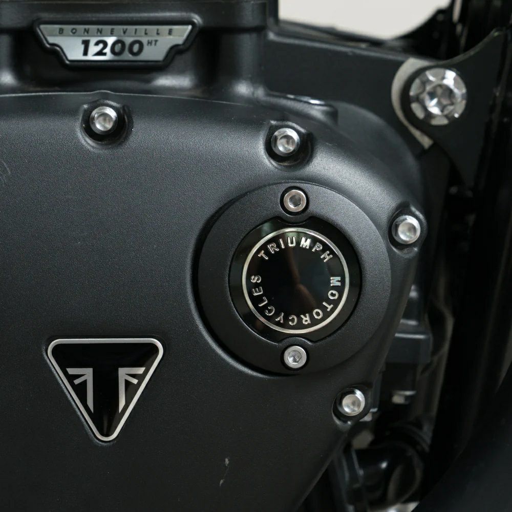 トライアンフ純正 ACGカバーバッジ ブラック | バイクカスタムパーツ