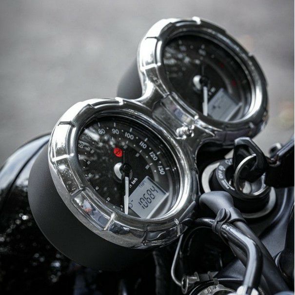 トライアンフ ボンネビル(Bonneville) T100&T120|メーター