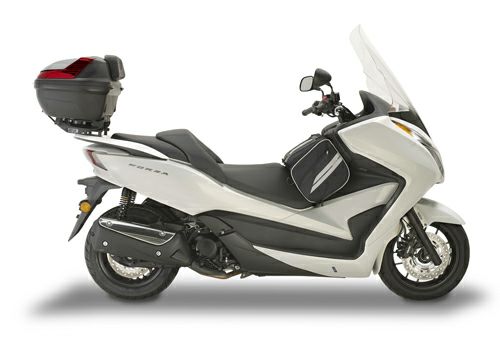 フォルツァ250/300 13-17 MONOLOCKプレート付 リアキャリア GIVI