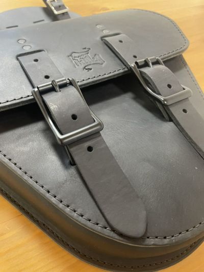 SALE】トライアンフ ボンネビルT100/T120 サイドカバーバック 本
