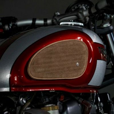 トライアンフ純正ボンネビルT100/T120 4バー/トライアンフロゴ