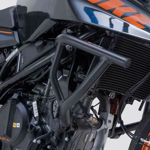 KTM 125/250/390 DUKE 24- エンジンガード ブラック SW-MOTECH