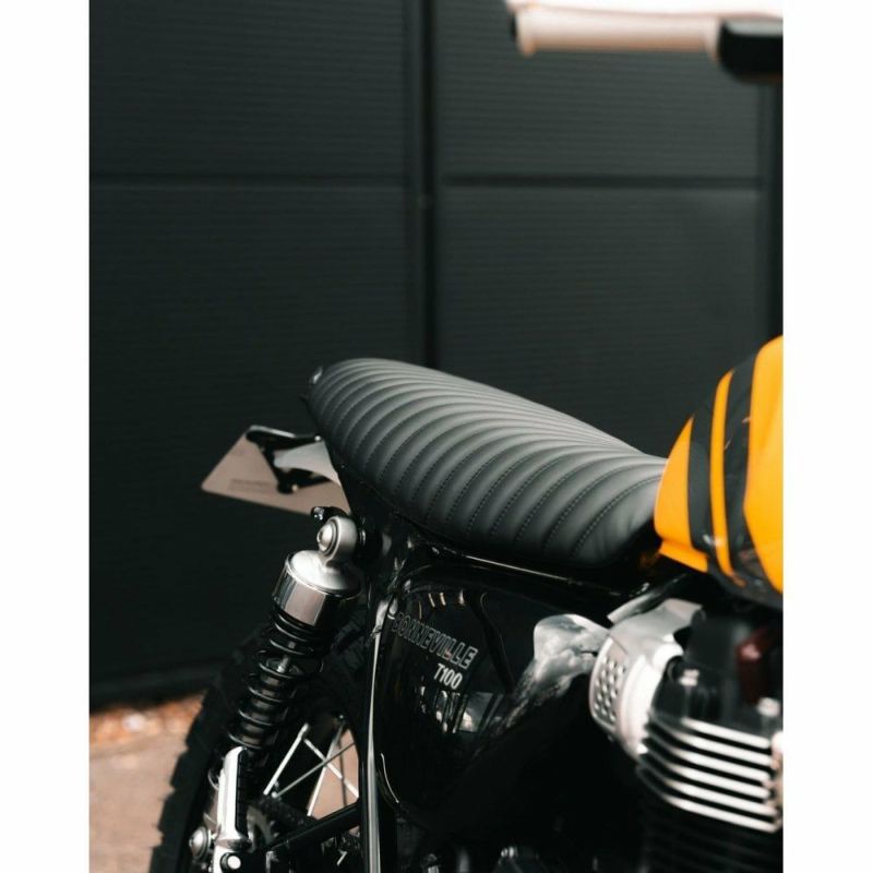 T100/T120/スピード900/スクランブラー900/ストリートカップ リア