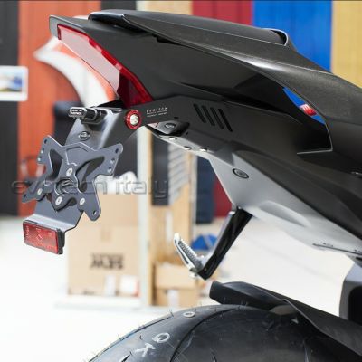 ヤマハ YZF-R1 LEDリアウインカー/フェンダーレスキット New