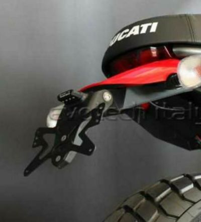 DUCATI スクランブラーSixty2 16-19 スリップオンマフラー 