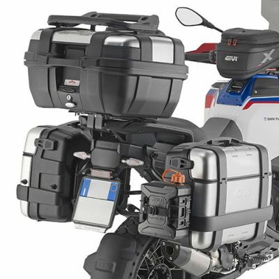 トリシティ125/155 14-24 バックレスト パッセンジャー用 GIVI