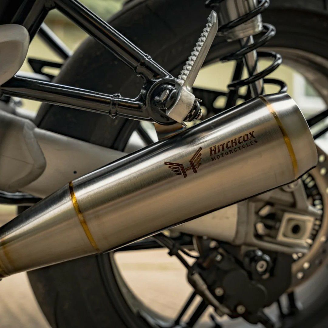 トライアンフ スピードツイン 1200 RS スリップオンマフラー チタン HITCHCOX