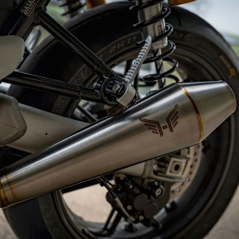 トライアンフ スピードツイン1200 RS リバースコーンスリップ